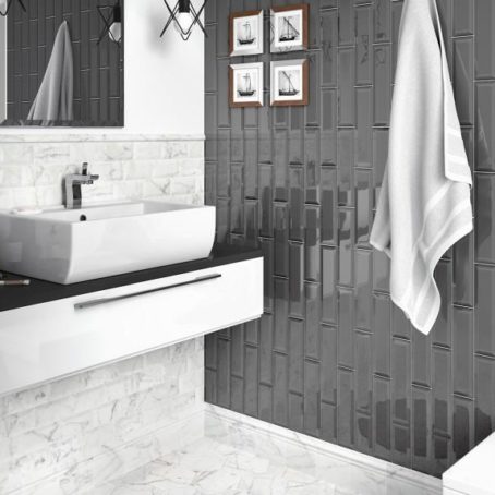 678_metro_darkgrey_bathroom-710×575